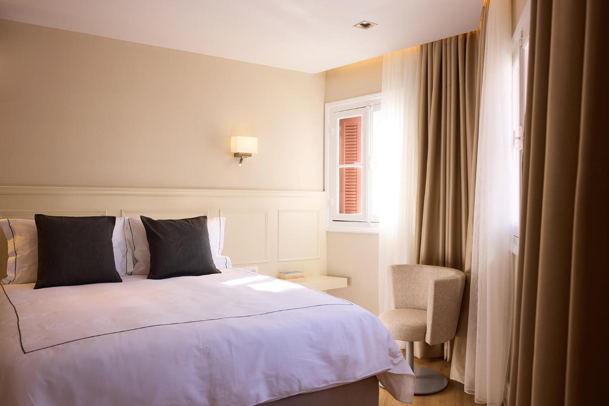 Vrachos Athens Suites Zewnętrze zdjęcie